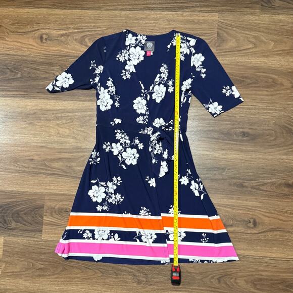 VINCE CAMUTO Dress Size 8 Floral Wrap Navy Blue Short Sleeve V-Neck Stretchy Tie - Picture 6 of 8
